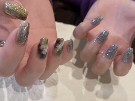 奥行きのあるニュアンスネイル