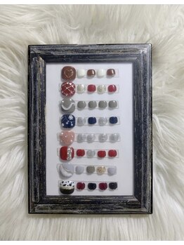 ニュウズネイルズ(Nhu’s NAILS)/フット定額制デザイン¥4400