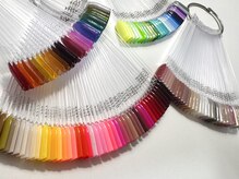 カラーは120色以上ご用意！色混ぜで理想のカラーを作れます♪