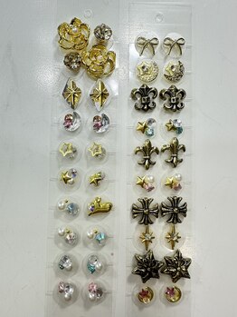 ドゥメール(DEMAILE)/耳ツボジュエリー