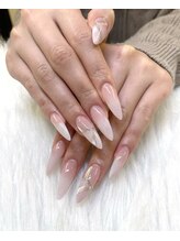 クイーンネイル 新宿(Queen nail)/長さ出し　デザイン