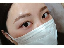 アイ ラッシュ サロン トモ(eye lash salon Tomo)の雰囲気（3D BROWLIFT&BROWWAXで毎日の眉メイクが簡単に!!）