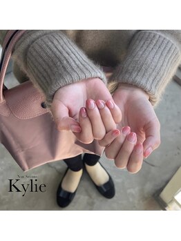 カイリー(Kylie)/チェリーピンクグラデーション