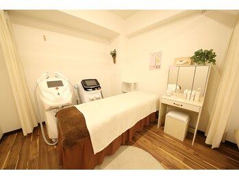 エピシア(EPICIA)/施術室、引きの見た目です