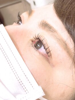 ヘアースタジオ 華の写真/汗や湿気に負けない上向きまつ毛!【まつげパーマ+トリートメント】綺麗なカールで鏡を見る度に気分も高揚♪