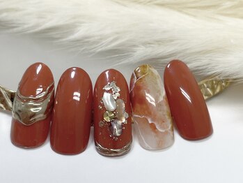 ネイルルームシャイン/