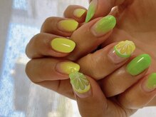モグネイル(Mogunail)/夏っぽデザインコース　ライム