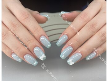 ココナッツネイル/