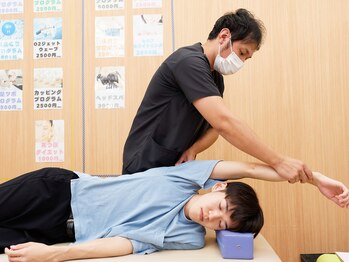 モモノハ鍼灸整骨院(momonoha鍼灸整骨院)/肩甲骨の施術