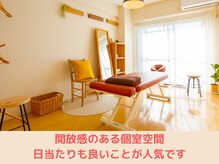 サンロクマルラボラトリー(360°laboratory)の雰囲気（完全個室のプライベート空間。窓があるので開放感も有り◎）
