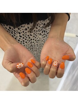 エーナイン イオンモール苫小牧店/ワンカラー×ぷっくりお花