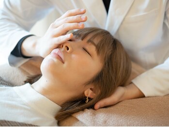 カスミ 本町(kasumi)/美脳小顔矯正&毛穴洗浄