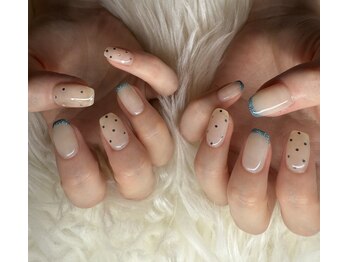 リエクラ(Re eclat)/ラメフレンチ+ドット柄