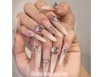 リオラネイル(Liora Nail)/長さ出し人気デザイン