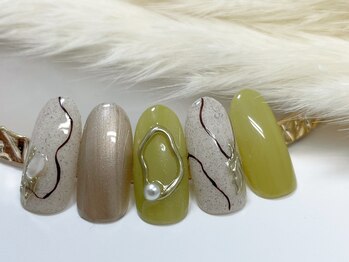 ネイルルームシャイン/