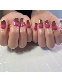 ブラウン/ボルドー