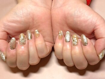 ネイルサロンブリス(nail salon Bliss)/☆繊細なフラワーネイル☆