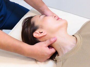 ヒラメント 亀戸院(Hilament)/首こり改善〈骨膜整体〉