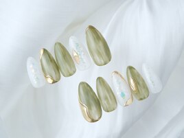 8000円/美爪カーキ