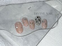 ディバイン ネイルズ(DIVINE NAILS)/ ジェルアートやり放題