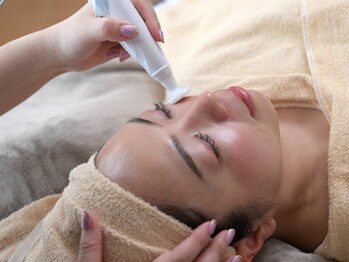 ミーミー 多治見店(MeMe.)の写真/お悩み別特化メニューで理想の肌へ★気になる毛穴やくすみ・たるみを徹底ケア！小顔も美白も叶える韓国美容