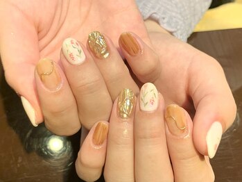 レミア 関内(REMIA)/6月　手書きお花アート