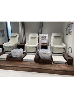 仕事帰り・早朝OKのサロン