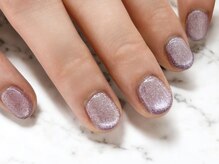 リリー(Lilly)/マグネットネイル