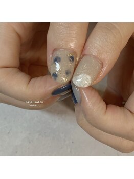 モノ(mono)/小花柄ネイル