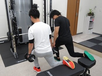 ワイズ パーソナルトレーニングジム(Y's)の写真/専門知識豊富なトレーナーがマンツーマンで丁寧にサポート◎まずは気軽に体験から始めてみませんか？