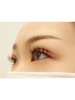 ボリュームのある目元にしたい