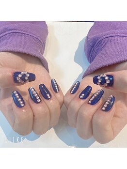 アトリエ ペーニクルス(Atelier Peniculus.)/ラインストーンネイル