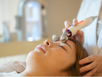 カスミ 本町(kasumi)/美脳小顔矯正&毛穴洗浄