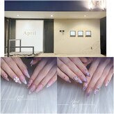 エイプリル(April)