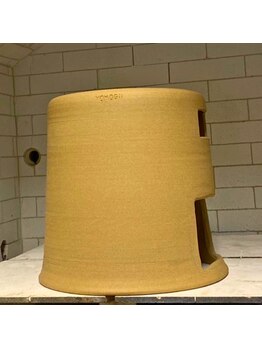 ヨモギー 恵比寿西口店(YOMOGii)/国産笠間焼 オリジナル黄土椅子