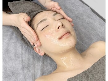 ビレボ マエバシ(BEREVO maebashi)/施術【国産ハーブピーリング】