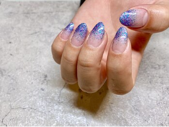 ラメグラデーションネイル