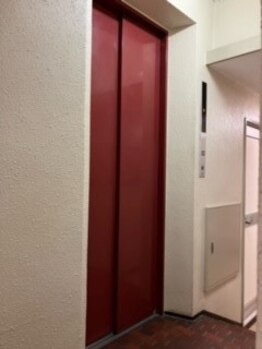 ベルライズ(BELRIZE)/エレベーターで３階へ