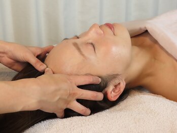 ソットプラス(sotto.+)/頭痛/眼精疲労の方に［氷川台］