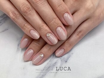 ネイルアトリエルカ(nail atelier LUCA)/W-979 大人上品シンプルネイル