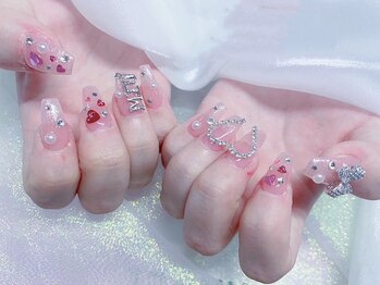 シーシーネイル 池袋店(CeCe Nail)の写真/豊富なカラーやパーツ多数☆キラキラパーツを利用した中国発祥のデザイン”ワンホンネイル”も人気◎