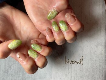 ハイブネイル(Hive nail)/ミモザ風アート