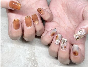 モニカ(MONICA)/ブラウンニュアンス