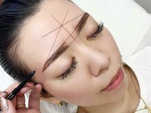 レディ(Lady)の雰囲気（1人ひとりの骨格や生え方に合わせて美眉を提案させて頂きます♪）