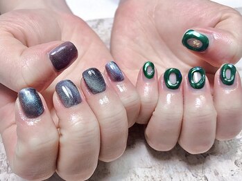 ティーエス ネイル ガーデン(T.S Nail Garden)/ちぐはぐネイル