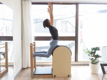 ピラティスユー(PILATES U)/マシンピラティス施術写真