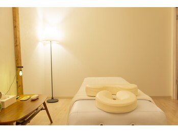 フラット(FURATTO)/施術部屋<1>軽度防音室