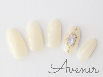 アヴィニール 表参道(Avenir)/アンティークシェル