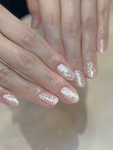 イプ(ip)/冬のキラキラネイル☆