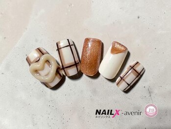 ネイリックス アヴェニール(NAILX avenir)/秋色チェックネイル